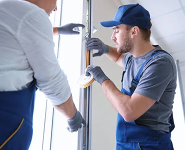 glass repair experts in Coral Gables, FL