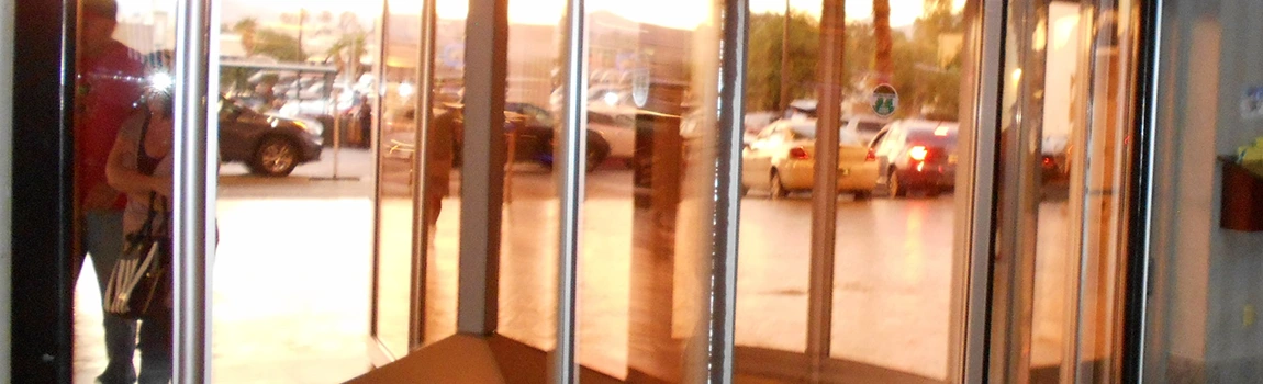 Storefront Glass Repair Cost in Coral Gables, FL